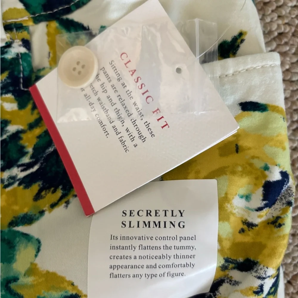 Croft $ Barrow yellow and green floral stretch capris size 18